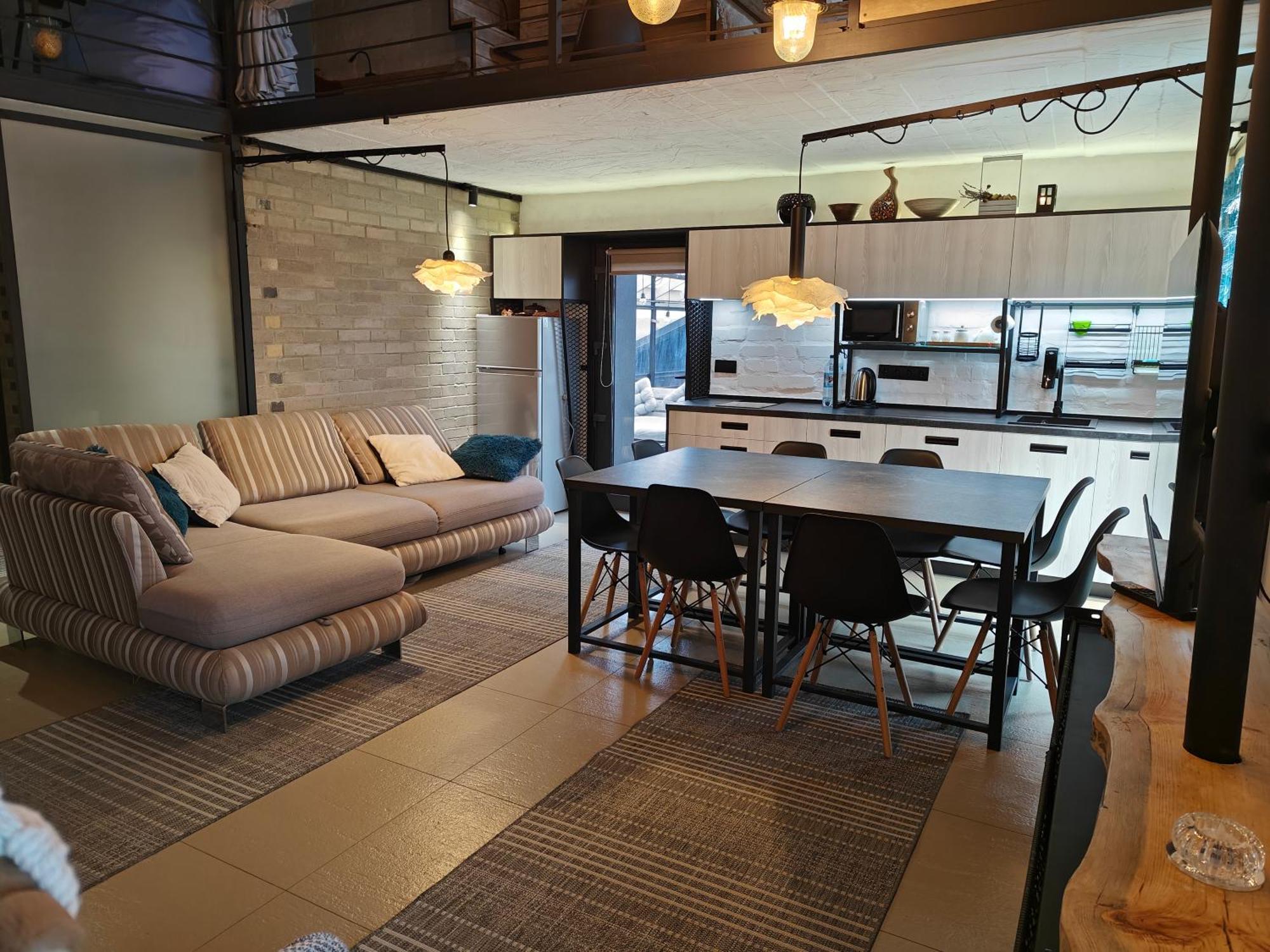 Loft Old Mill Apartment Sarny (Rivne)